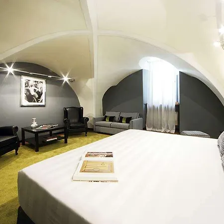 Aparthotel Numa Vici Rome
