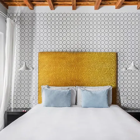Numa Vici Aparthotel