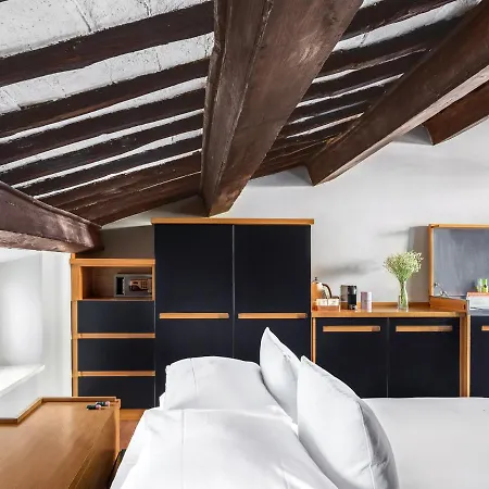 Aparthotel Numa Vici Rome