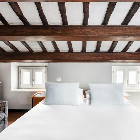 Apart-hotel Numa Vici 4*