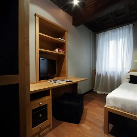 Numa Vici Rome