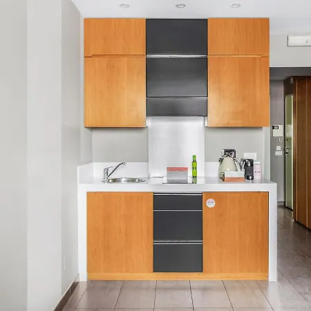 Numa Vici Aparthotel 4*