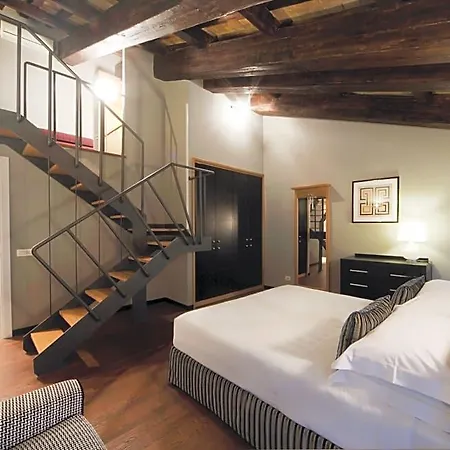 Numa Vici Aparthotel 4*