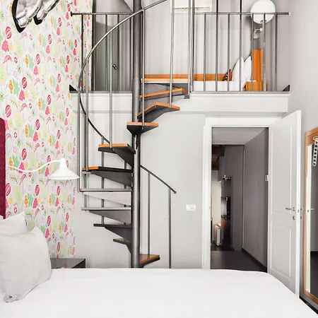 Numa Vici Aparthotel
