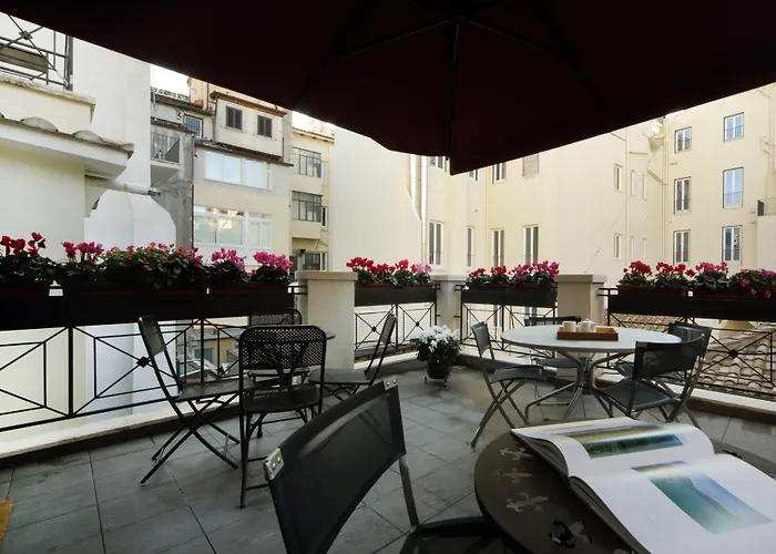 Numa Vici Apartahotel Roma