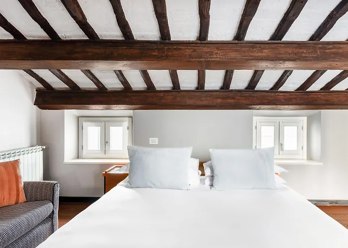 Apartahotel Numa Vici 4*